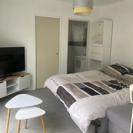 Privee Avec Piscine *