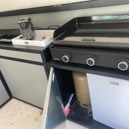 Privee Avec Piscine *
